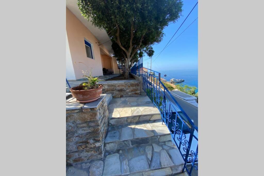 Πέτρινη Αυλή, Αρμενιστης Ικαρια Armenistís Exterior foto